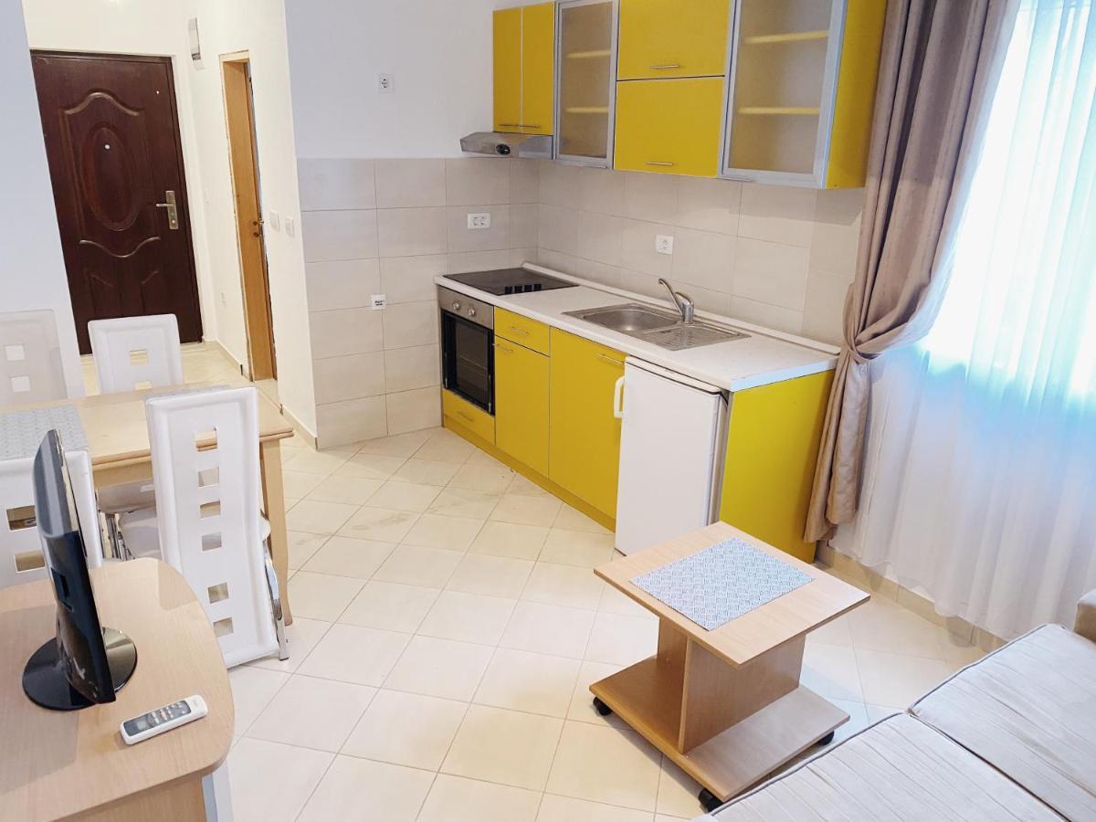 Apartments Sneki Baošići Zewnętrze zdjęcie