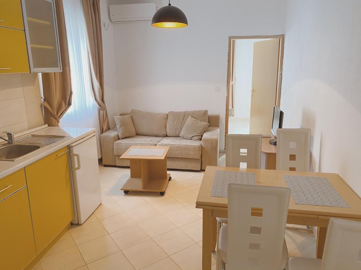 Apartments Sneki Baošići Zewnętrze zdjęcie