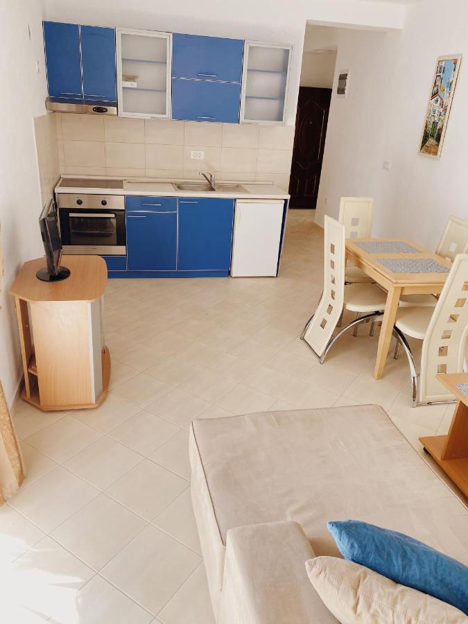 Apartments Sneki Baošići Zewnętrze zdjęcie