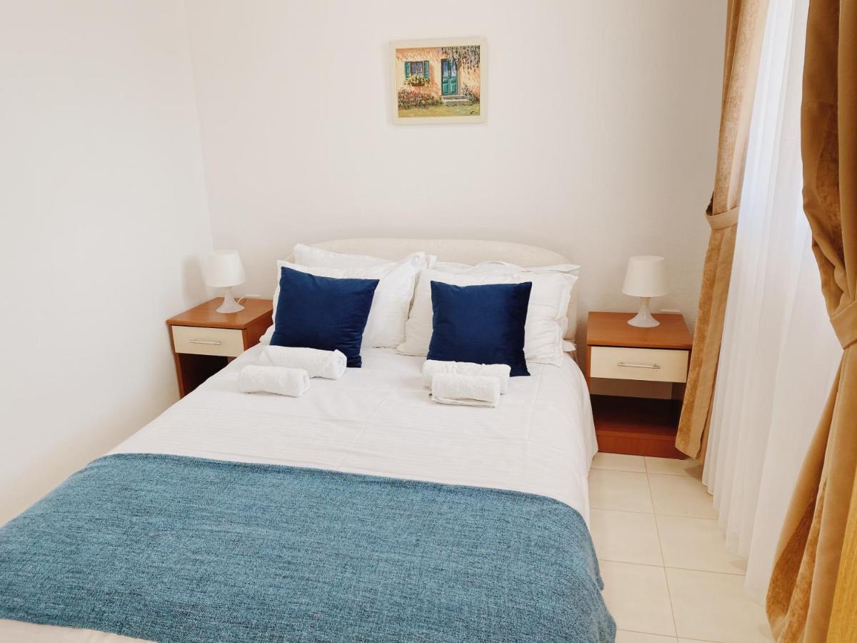 Apartments Sneki Baošići Zewnętrze zdjęcie