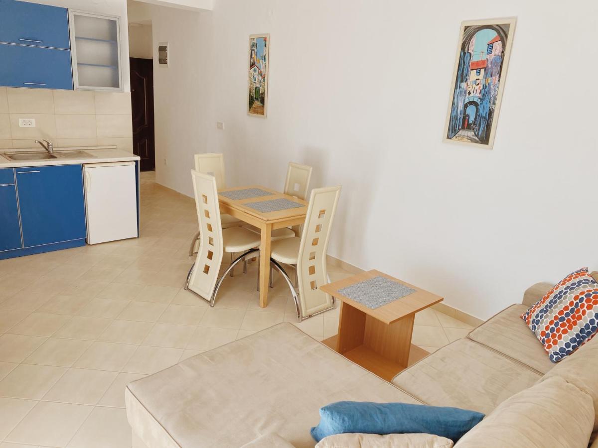 Apartments Sneki Baošići Zewnętrze zdjęcie